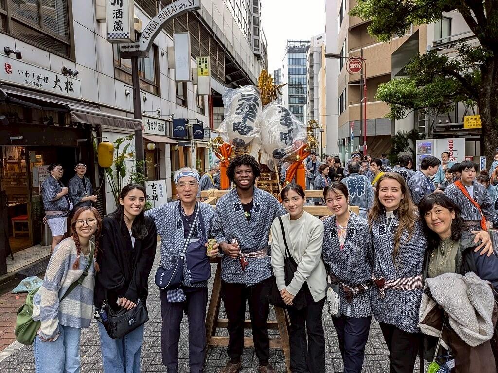 新奨学金写真Esther _Palomino.jpg